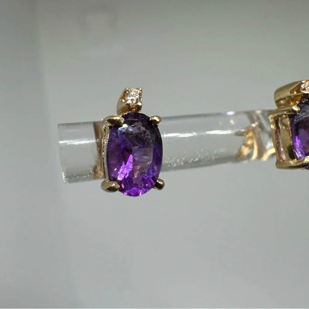 Beautiful 14k Yellow Gold Oval Amethyst and Diamond Stud Post Earrings - Picture 3 of 10